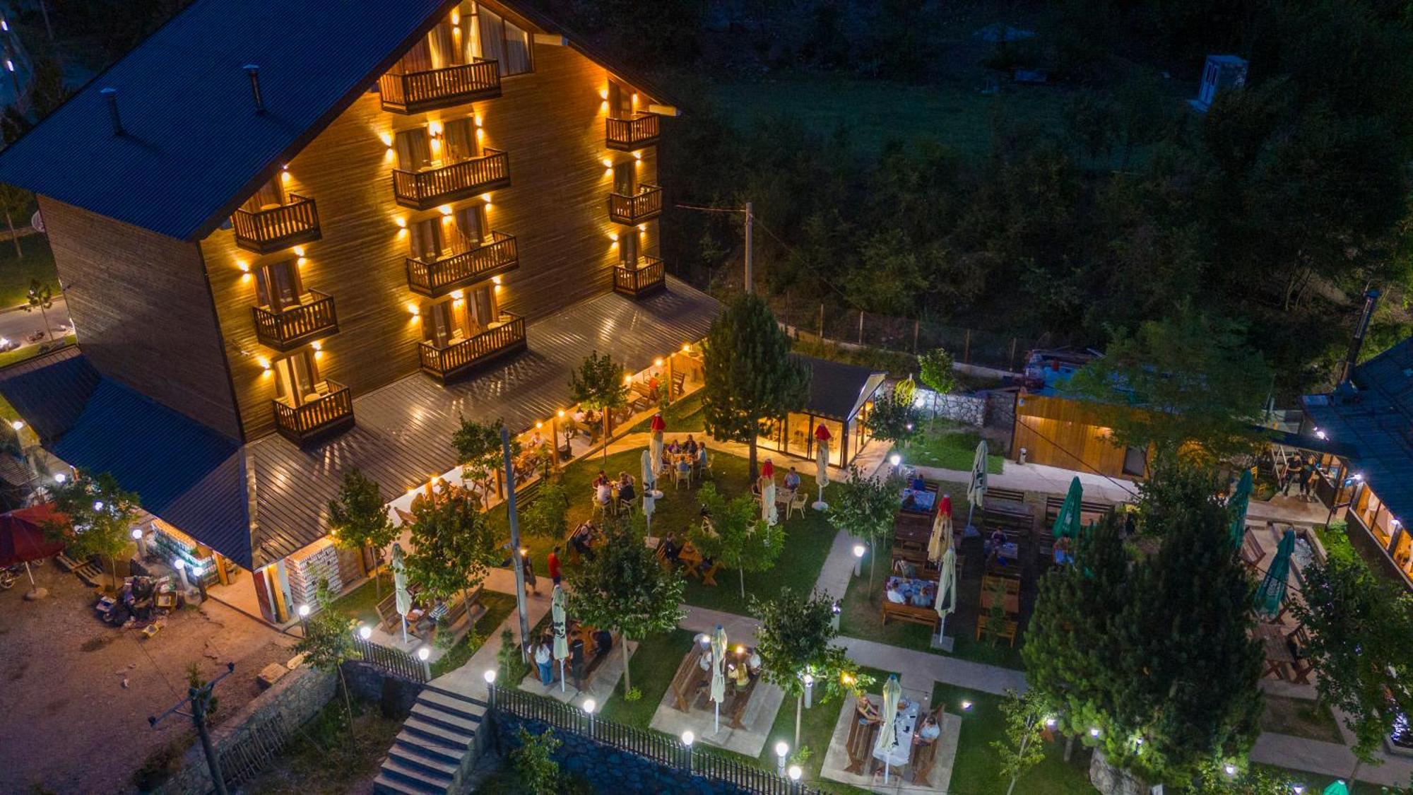 Hotel Jezerca Theth Exterior photo