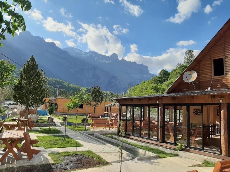 Hotel Jezerca Theth Exterior photo